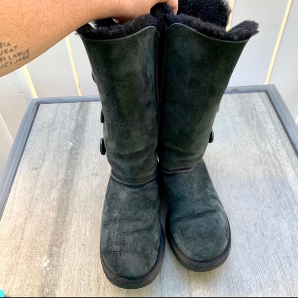 UGG Bailey Button Triplet Black Suede Boots - Picture 2 of 4